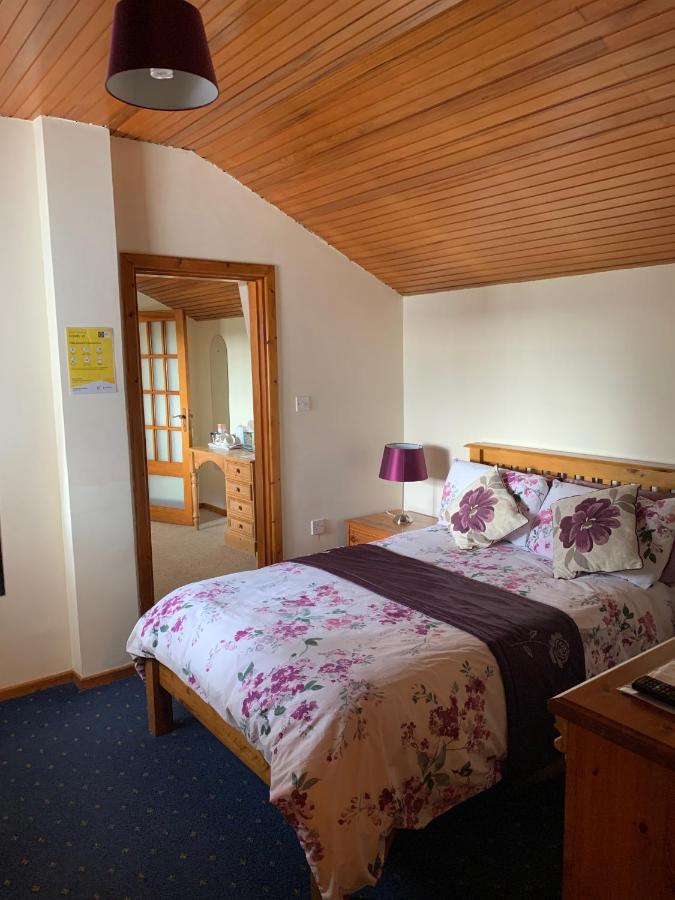 Beech Lodge B&B Lisheenanoran ภายนอก รูปภาพ