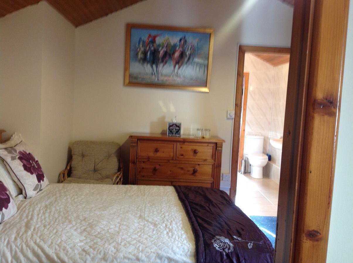 Beech Lodge B&B Lisheenanoran ภายนอก รูปภาพ